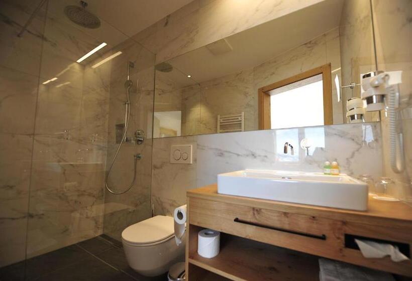 Habitació Deluxe, Regnum Zegg