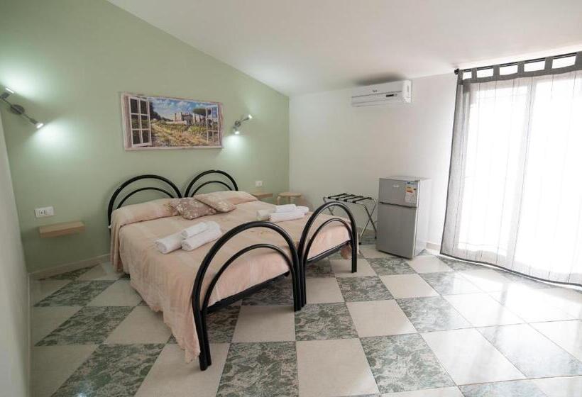 Номер Стандарт с Балконом, B&b Belvedere