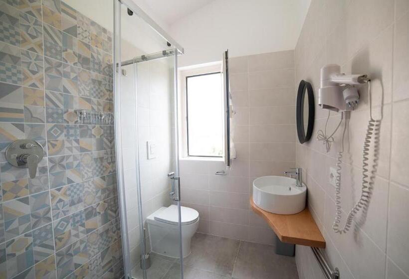 غرفة قياسية, B&b Belvedere