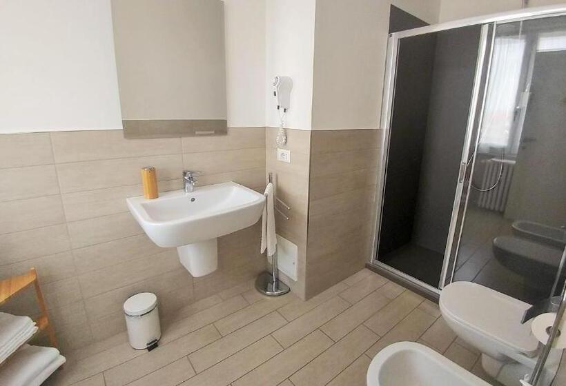 חדר דלוקס עם מרפסת, B&b Le Albarelle