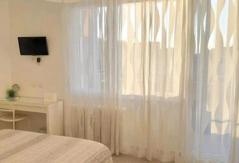 バルコニー付きデラックスルーム, B&b Le Albarelle