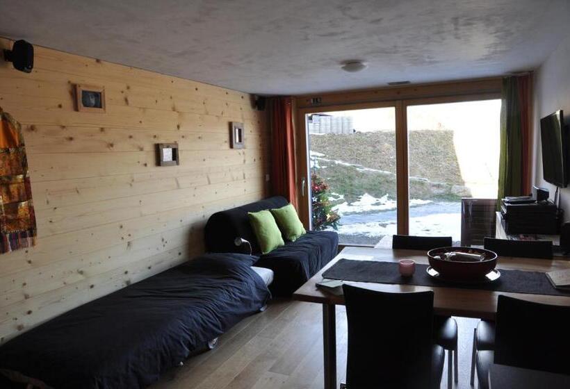 סטודיו משפחתי, La Clé Des Champs