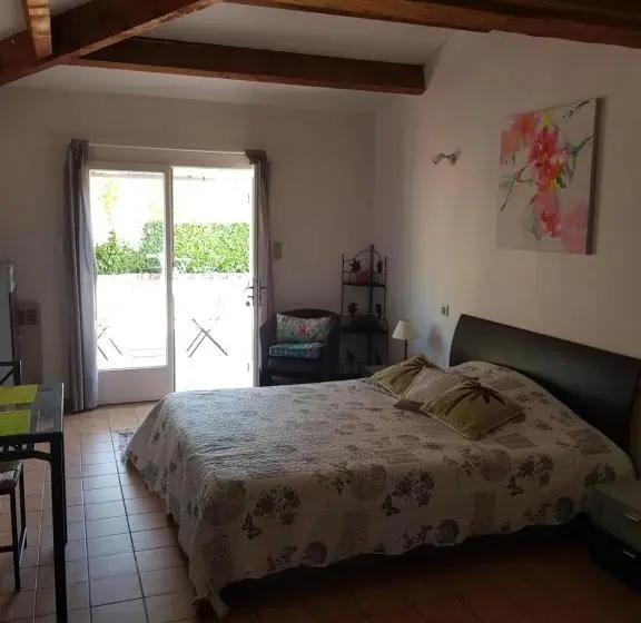 スタンダードスタジオ, Le Mas De Cocagne Gite Et Chambre D Hôte Piscine Et Spa