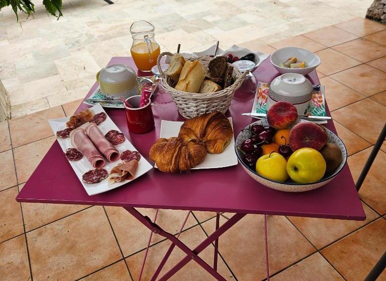 스탠다드 스튜디오, Le Mas De Cocagne