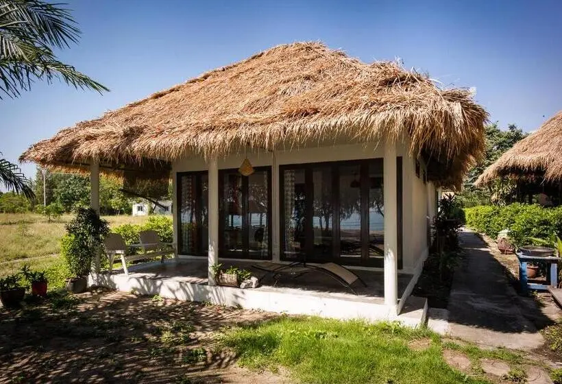 スタンダードバンガロー, Mumsa Beach Resort & Restaurant