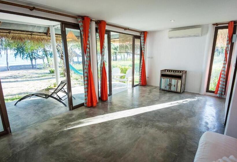 스탠다드 방갈로, Mumsa Beach Resort & Restaurant