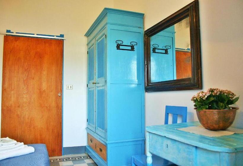 Standard room with outdoor bath, Vinciucci