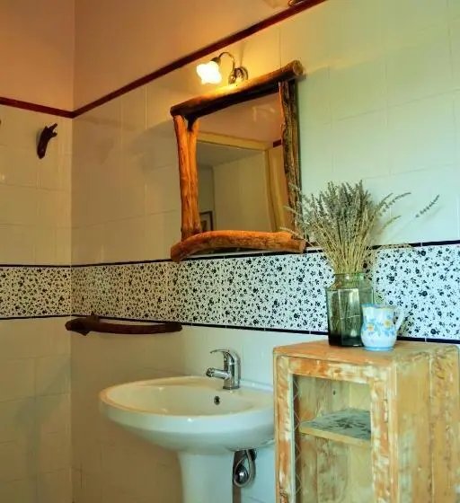 Chambre Familiale, Vinciucci