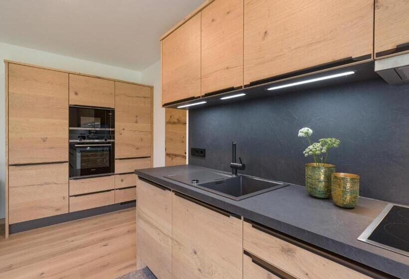 דירת חדר בקומת קרקע, Appartements Retthäusl