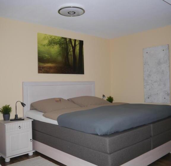 ガーデンビュースタンダードルーム, Café Im Hof  Bed & Breakfast