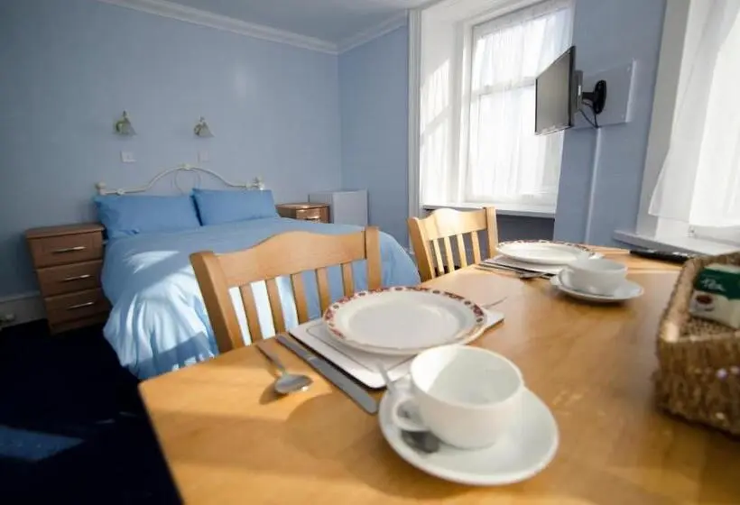 اتاق لوکس, Elgin City Centre Torr House