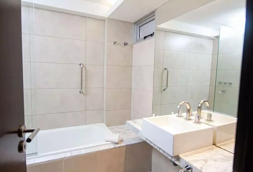 اتاق استاندارد, Amerian Tucuman Apart & Suites