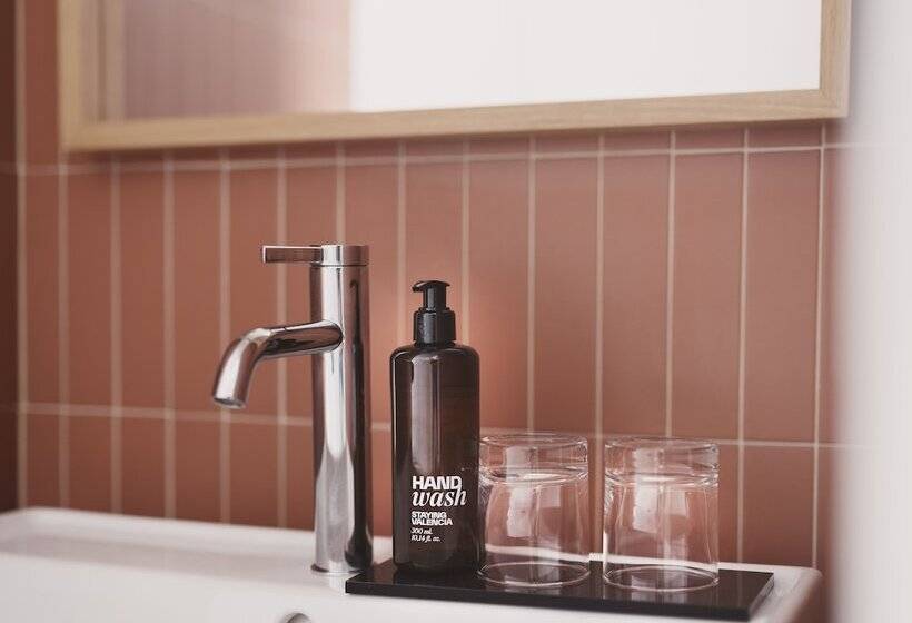 شقة غرفة واحدة, Anderson City Flats