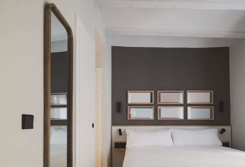 شقة غرفة واحدة, Anderson City Flats