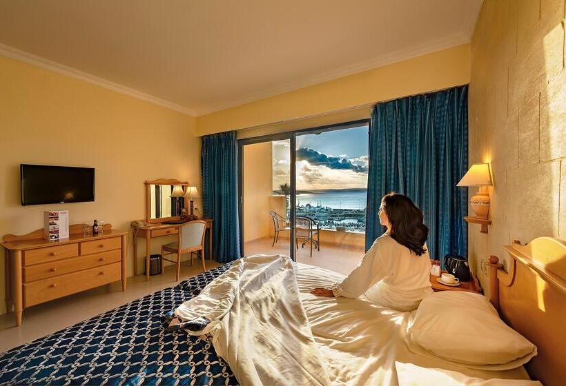 اتاق استاندارد با چشم‌انداز دریا, Grand Hotel Gozo