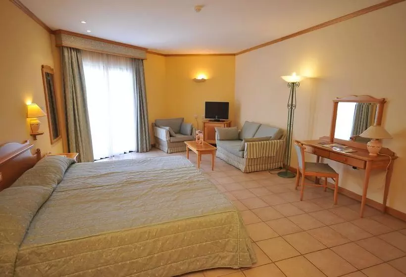 اتاق استاندارد با چشم‌انداز, Grand Hotel Gozo
