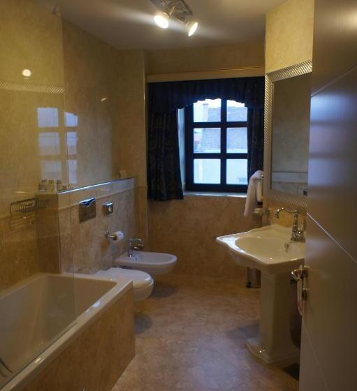 اتاق استاندارد, Actum