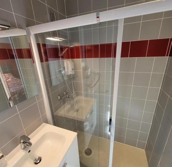 スタンダードルーム, Aragon