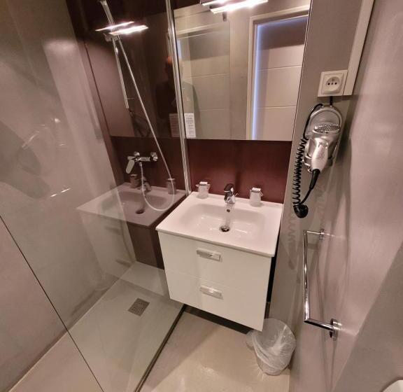 スタンダードシングルルーム, Aragon