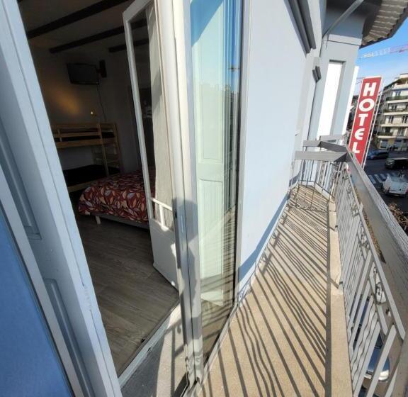 スタンダード４人部屋, Aragon