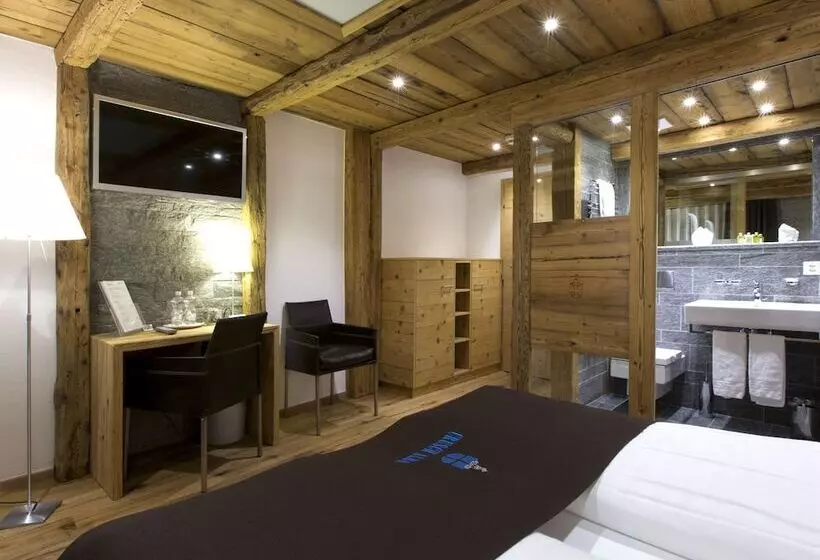 デラックスルーム, Crusch Alba Zernez