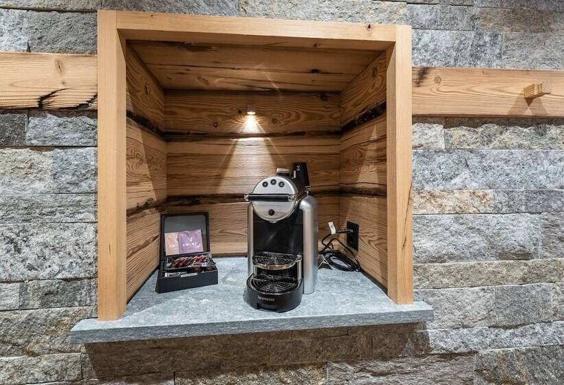 豪华三人间, Crusch Alba Zernez