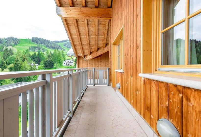 Junior Familien Suite, Norge