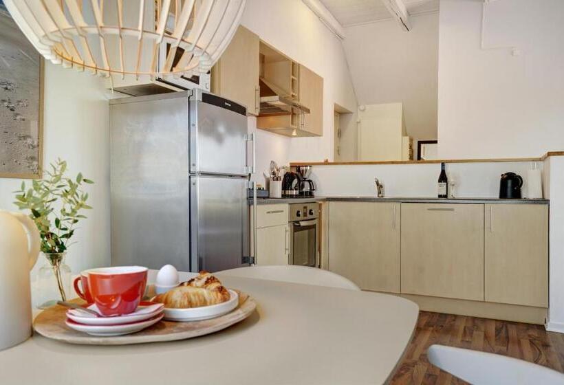 스위트, Skagen Harbour