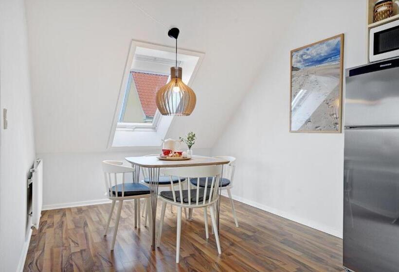 스위트, Skagen Harbour