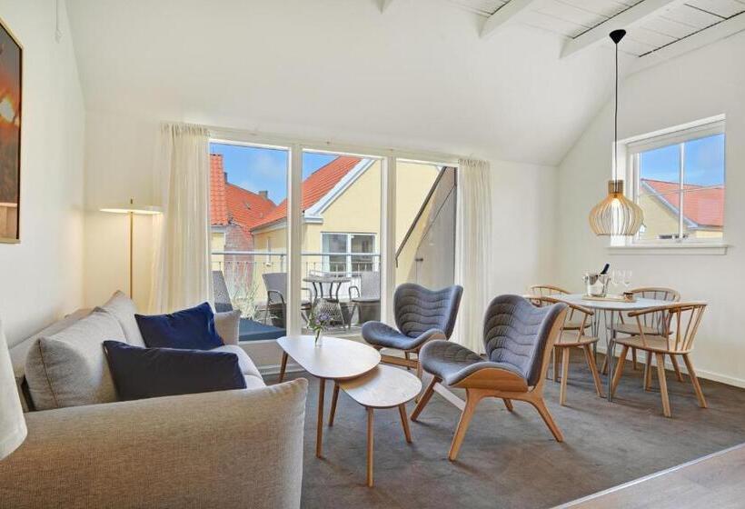 스위트, Skagen Harbour