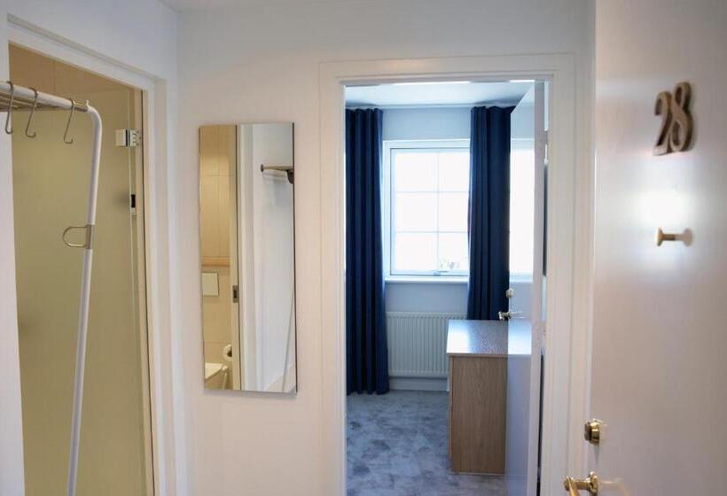 패밀리 룸, Skagen Harbour