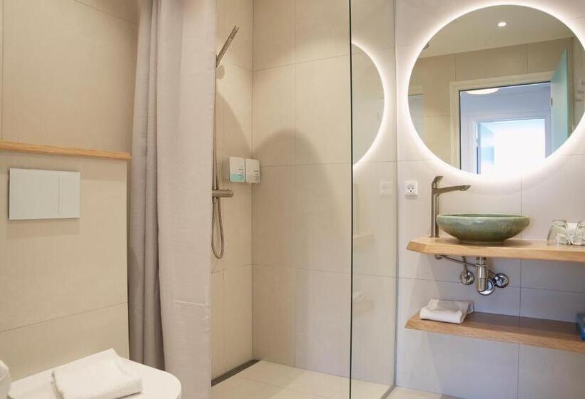 패밀리 룸, Skagen Harbour