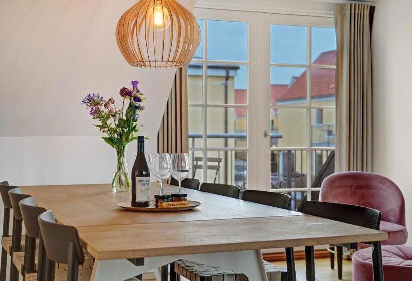 3침실 스위트, Skagen Harbour