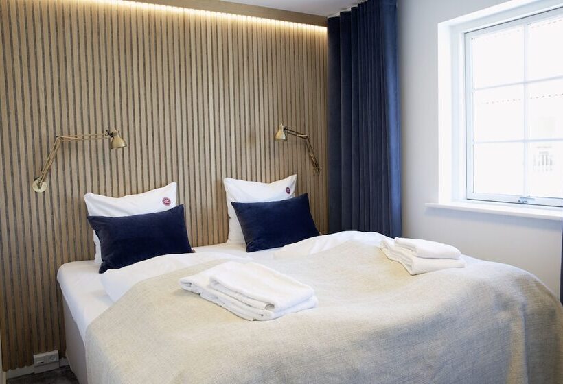 패밀리 룸, Skagen Harbour