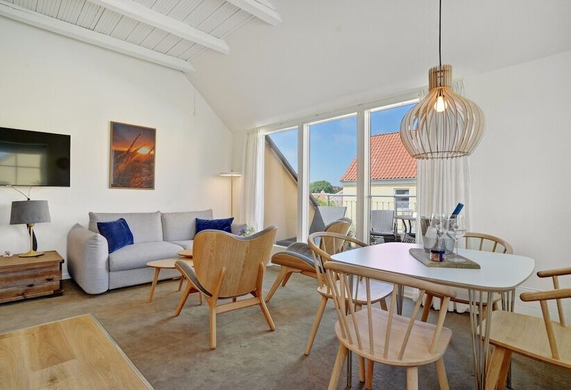 스위트, Skagen Harbour