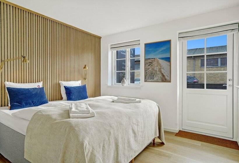 스위트, Skagen Harbour