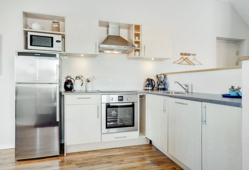 스위트, Skagen Harbour