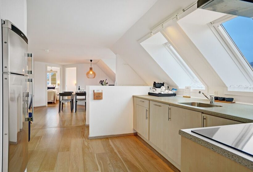 3침실 스위트, Skagen Harbour