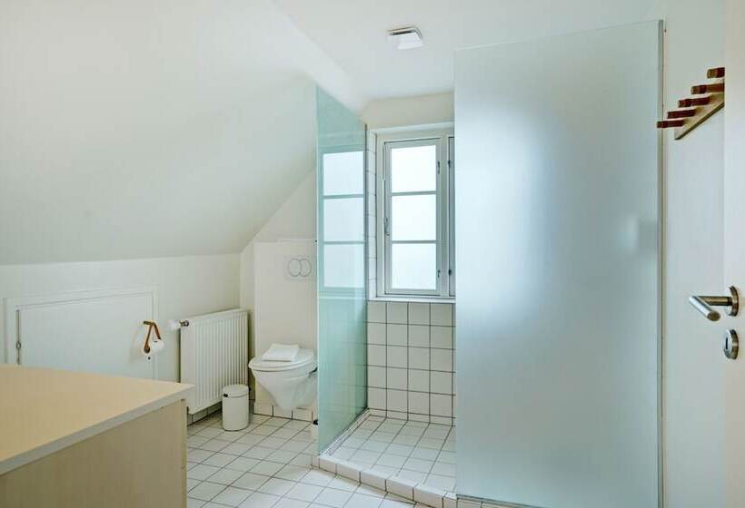 3침실 스위트, Skagen Harbour