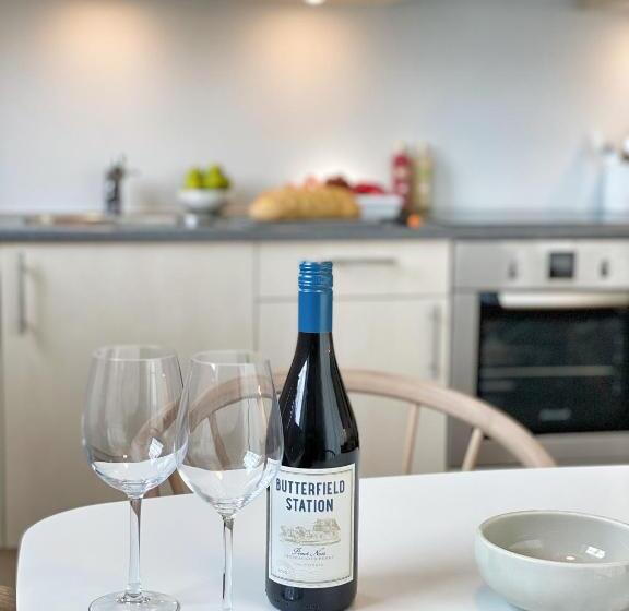 스위트, Skagen Harbour