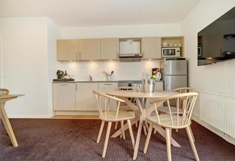 침실 2개 스위트, Skagen Harbour