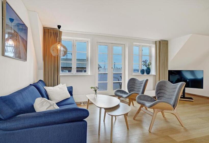 3침실 스위트, Skagen Harbour