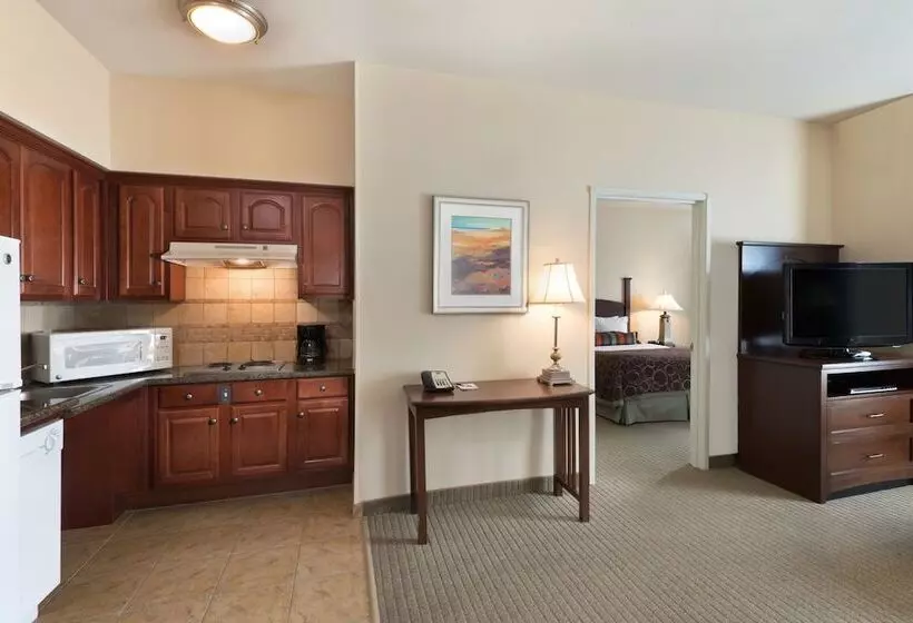 身障者適用スイートルーム, Staybridge Suites Tucson Airport, An Ihg