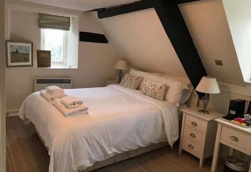 غرفة قياسية, The Mariners