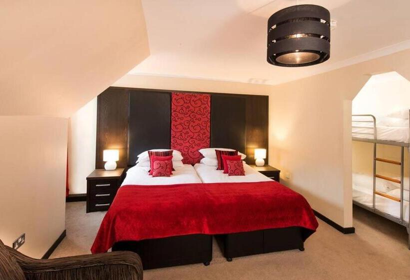 家庭间, The Popinjay