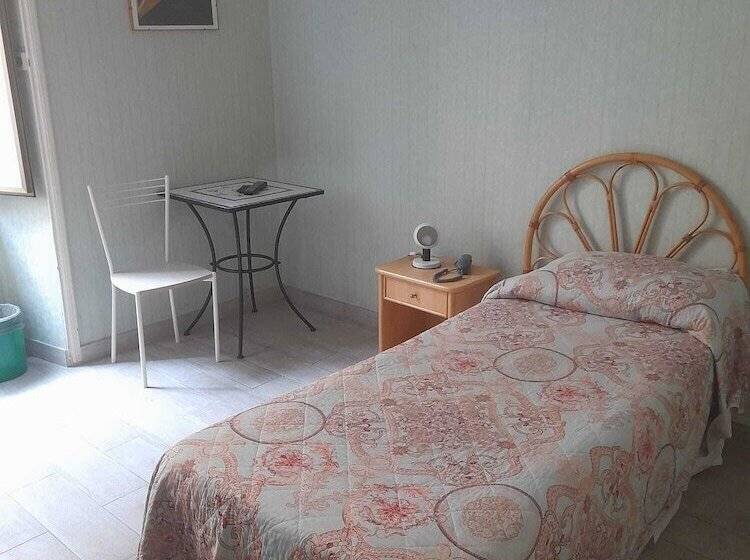 StandaardKamer, Touring