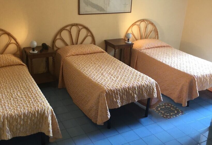 Standaard Vierpersoonskamer, Touring