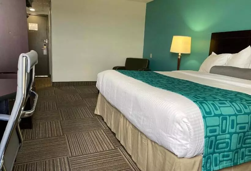 スイート, Travelodge By Wyndham Miramichi New Brunswick