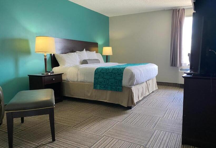 جناح, Travelodge By Wyndham Miramichi New Brunswick