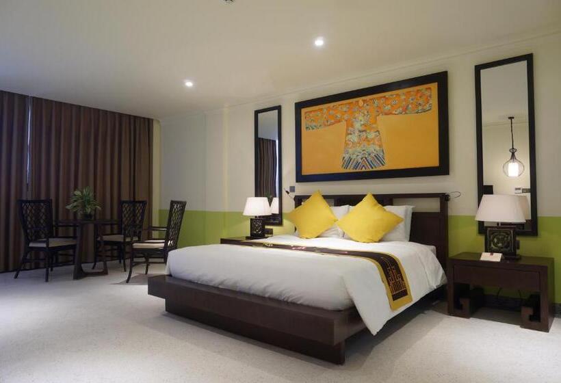 سوییت, Villa Hue